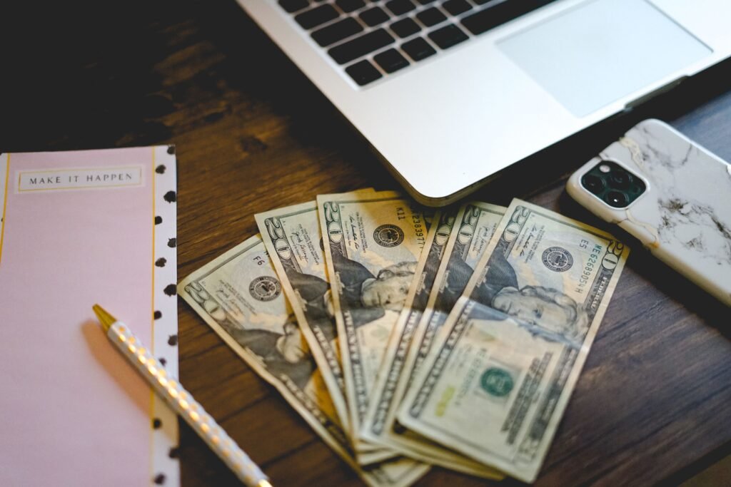 5 Legitimate Ways to Make $500/Month Using ChatGPT (No Experience Required)