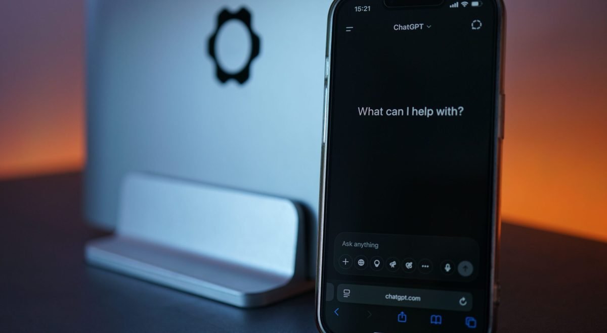 AI side hustles using a smartphone to earn money online
