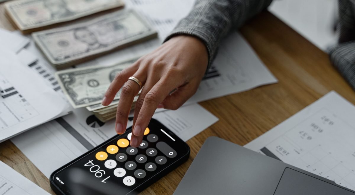 AI in personal finance and wealth management